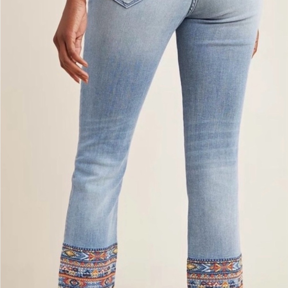 Anthopologie DRIFTWOOD Colette 29 Light Blue Jeans Colorful Embroidered Cuffs - Picture 2 of 5